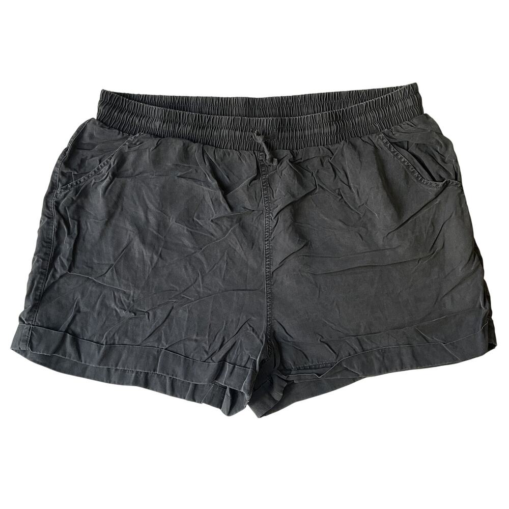 Universal Thread Women Shorts XL Gray Casual 2” Inseam Elastic Waist Drawstring